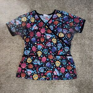 Black Multicolor Sugar Skull Women’s Scrub Top UA Scrubs size XS